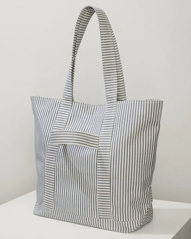 Canvas Traveler Tote