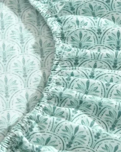 Coastal Batik Green 4-Piece Queen Sheet Set