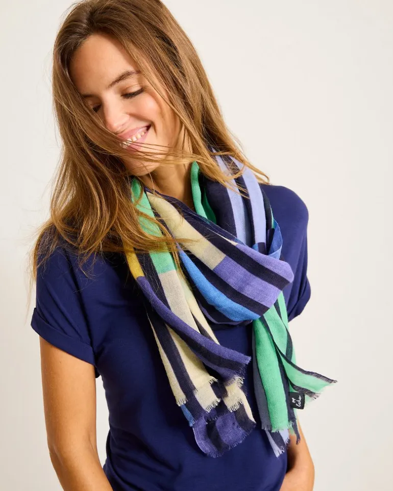 Color Happy Wrap Scarf