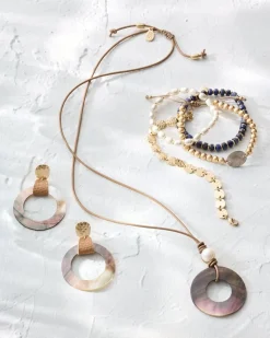 Indigo Shore Grey Shell Pendant Necklace