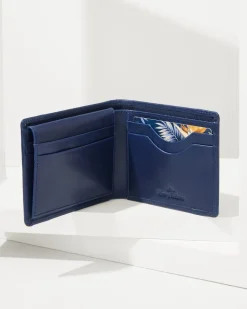 Passcase Wallet With Patch Logo