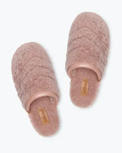 Women's OluKai® Pūpū Mua Fuzzy Slippers